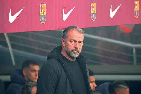 "برشلونة في طريقه للعودة".. فليك فخور بالفوز على أتلتيكو مدريد